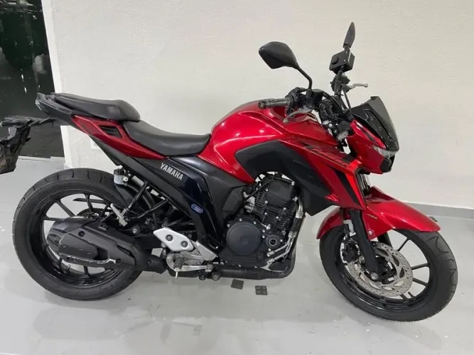 YAMAHA FZ25 FAZER 2025