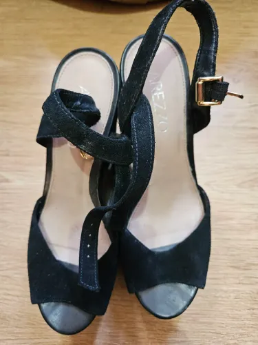 Sandalia arezzo