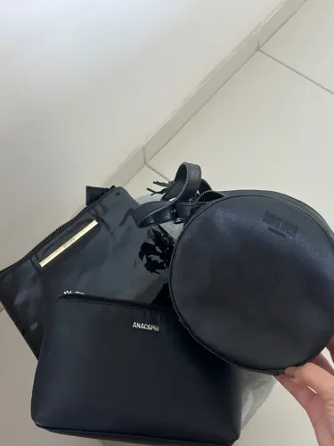 Bolsa Santa lolla e Ana capri