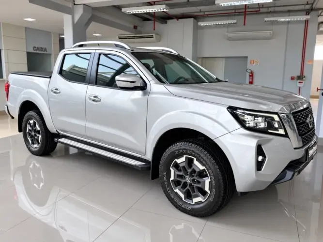Nissan Frontier XE CD 4X4 2.3 Bi-TB Diesel Aut. 2023