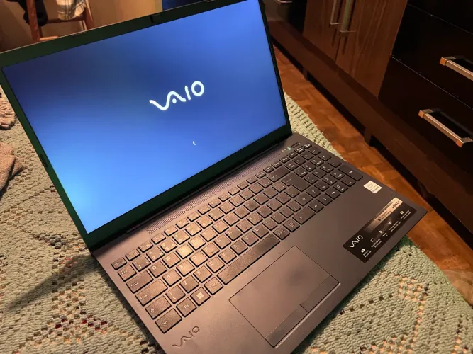 Notebook VAIO i3 11ª Geração | 8GB RAM | SSD 256GB | Tela 15,6? FHD | Alexa Integrada 