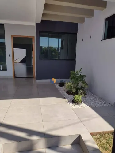 Casa com 3 quartos à venda, 127 m² por R$ 695.000 - Parque das Grevíleas - Maringá/PR