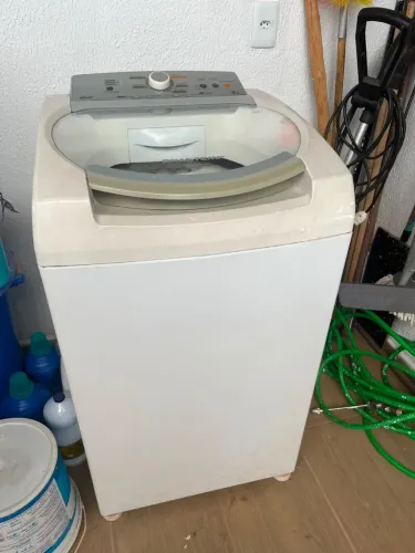 MÁQUINA DE LAVAR ROUPA BRASTEMP - 9KGS - USADA/ APROVEITAMENTO DE PEÇAS