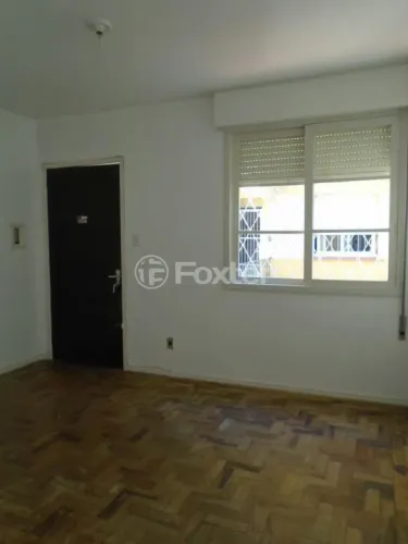 Apartamento à venda Avenida Arnaldo Bohrer, Teresópolis - Porto Alegre