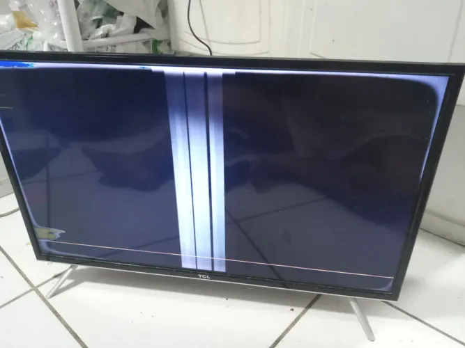 TV TCL 32 (Ler descrição)