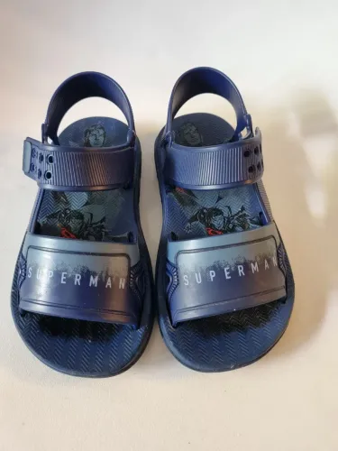 Sandália infantil super-homem