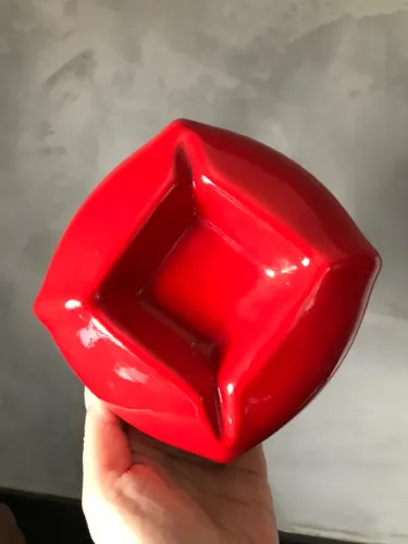 Cinzeiro de Louça Vermelho Novo