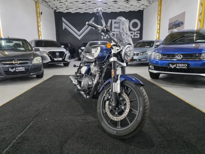 Royal enfield Super meteor 650 interstellar 2025