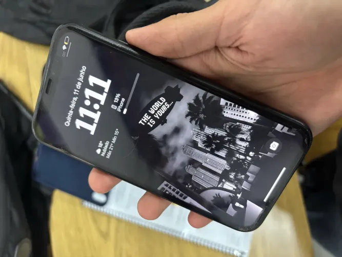 iPhone XR