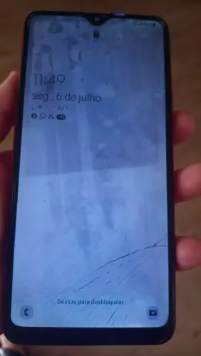 Vendo celular pra retirar peças