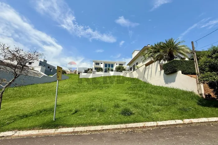 Terreno à venda - 393m² - Residencial Reserva do Engenho - Piracicaba - SP - R$ 395.000,00