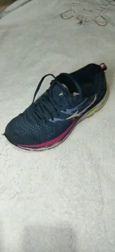 Tenis esportivo