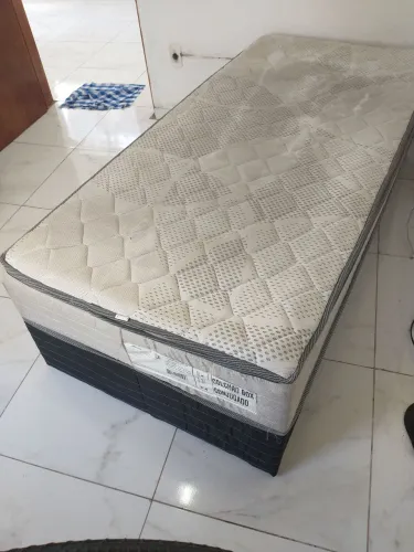 PRA VENDER LIGEIRO - CAMA BOX + COLCHÃO (USADOS) AMBOS 8 MESES DE USO