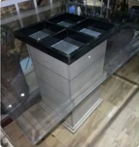 Mesa de vidro grosso bisotê