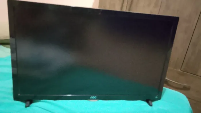 Monitor e tv AOC LED FULL HDMI (com cabo HDMI)