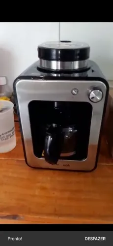 Cafeteira LeCook com Moedor de Grãos Integrado