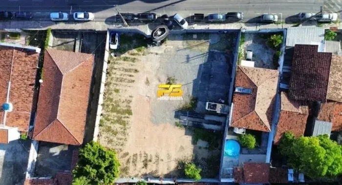 TERRENO À VENDA NO BAIRRO DOS ESTADOS COM 1.050 M² E POÇO ARTESIANO LICENCIADO REF: 86