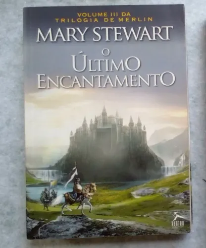 Livro O Último Encantamento 30,00