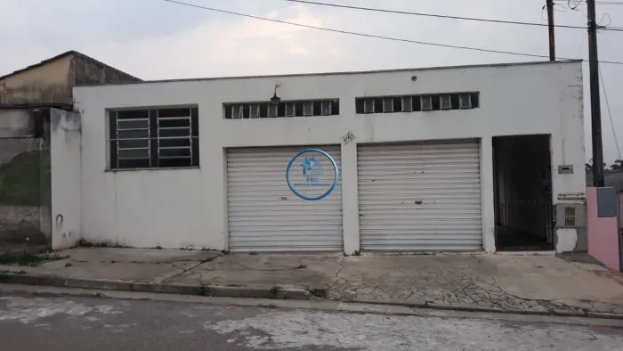 Casa Comercial com Salão para vender no bairro Morro Grande em Caieiras