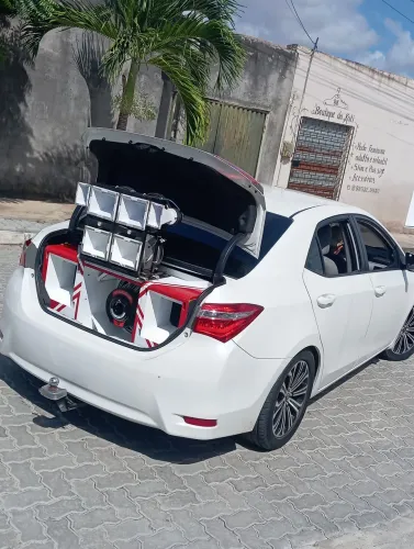 Trio pancadão.