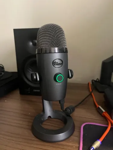 Microfone Blue Yeti Nano