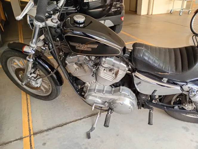 Harley Davidson 883