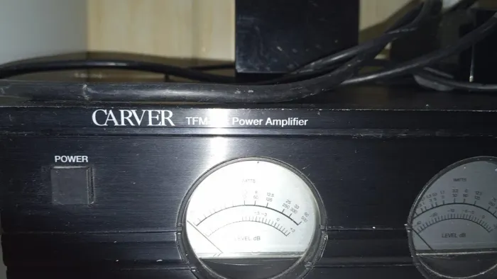 Amplificador de potência Carver TFM-35x