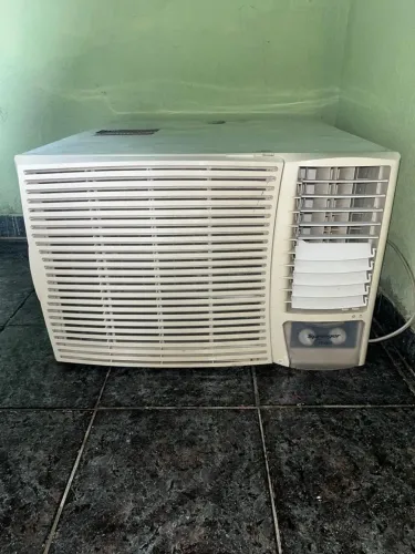 AR CONDICIONADO 21.000 BTU ?