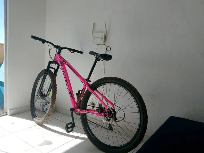 Bicicleta aro 29 rosa me chama no WhatsApp *