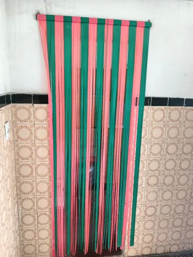 Cortina de Franja Antiga *Anos 60*  0.90x2,00 Verde e Rosa Vintage 
