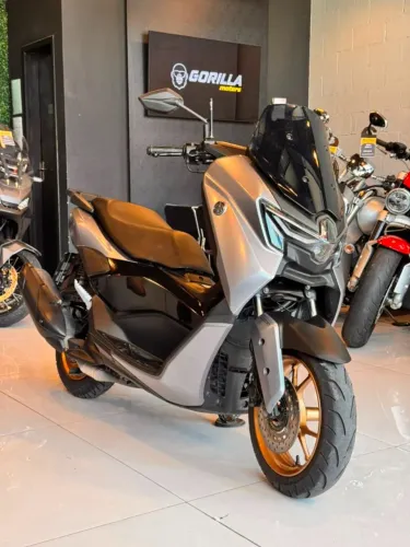 YAMAHA - NMAX