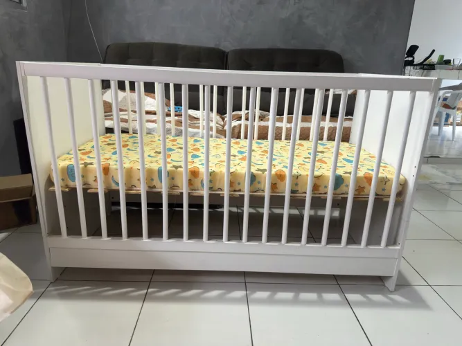 Berço de bebê. Entrega grátis