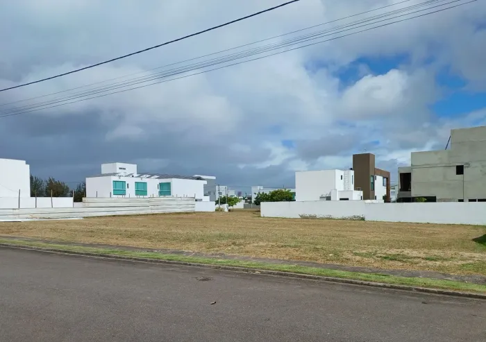 Vendo lote no condomínio Alphaville de Caruaru