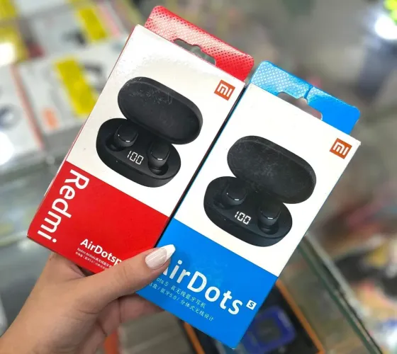 Fone Redmi com tela digital