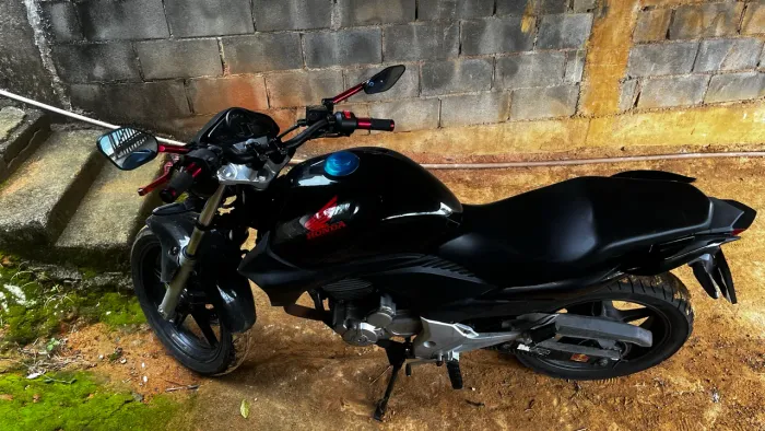 Honda CB 300R 2011 - Conservada - Documento OK - Pronta para Rodar
