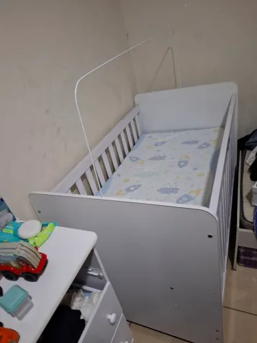 VENDO UM BERÇO DE BEBÊ