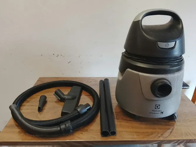 aspirador de pó e água Electrolux A10 Smart (Modelo A10N1).