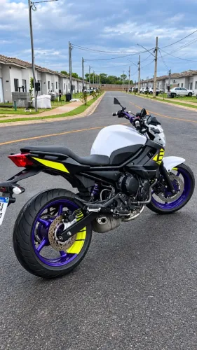 Yamaha XJ6 N 2013