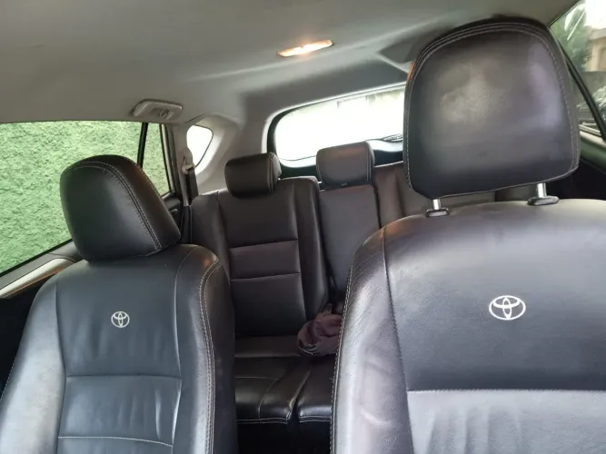 Toyota RAV4 2.0 4X2 16V Aut. 2014