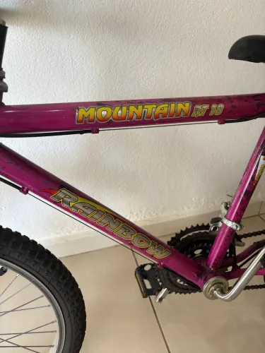 Bicicleta Infantil Rainbow Mountain RT 18 - Aro 18 - Pouquíssimo Uso