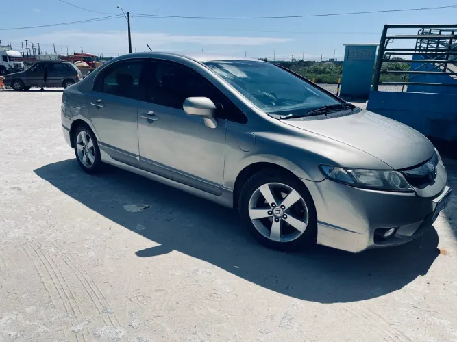 Honda Civic Sedan LXS 1.8/1.8 Flex 16V Aut. 4P 2008