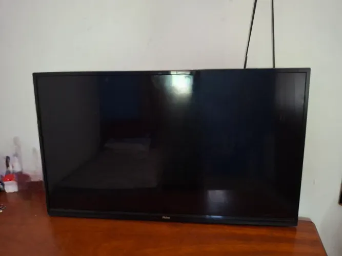 Tv e máquina de lavar com avaria