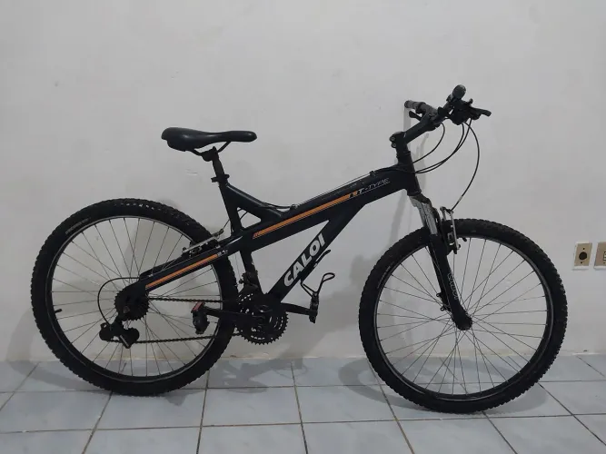 Bicicleta Caloi T-Type Aro 26 de alumínio.