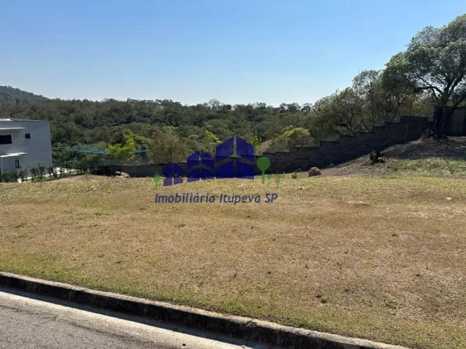 Terreno em Condomínio à Venda em Itupeva-SP - Residencial Montes Claros - 1.140,00 m² de Á