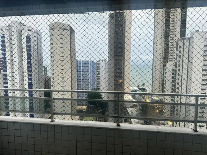 Imóvel para aluguel tem 250 metros quadrados com 4 quartos em Boa Viagem - Recife - PE
