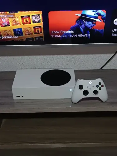 Xbox séries S 2050 reais 