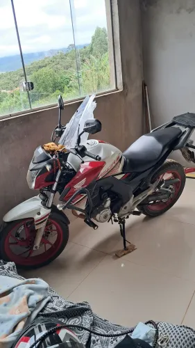 Moto twister 250 venda ou Troca