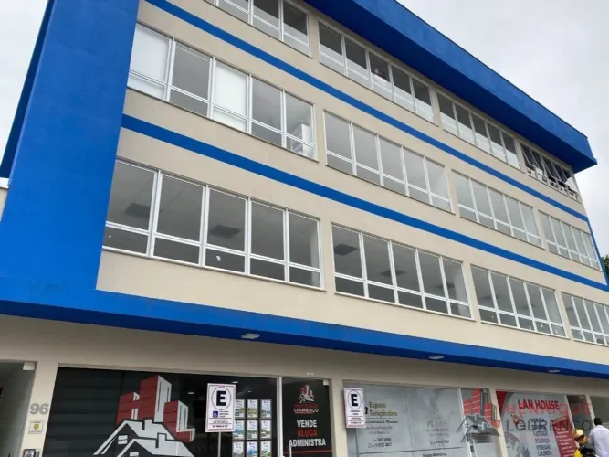 SALA COMERCIAL em JOINVILLE - SC, PIRABEIRABA