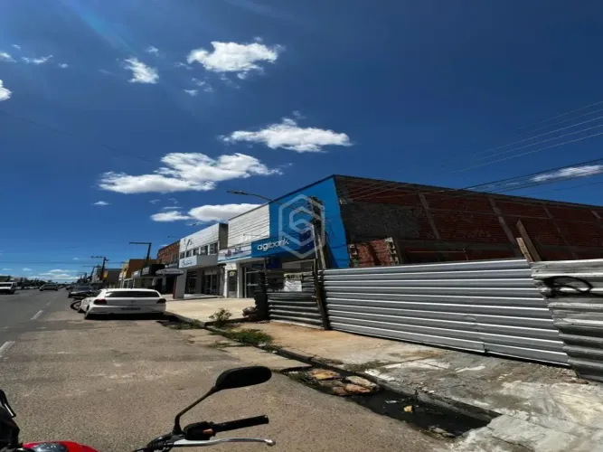 GALPÃO COMERCIAL NA AV. MAL. JUAREZ TÁVORA - PARQUE PIAUÍ