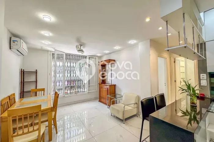 Catete | Apartamento 2 quartos, sendo 1 suite
